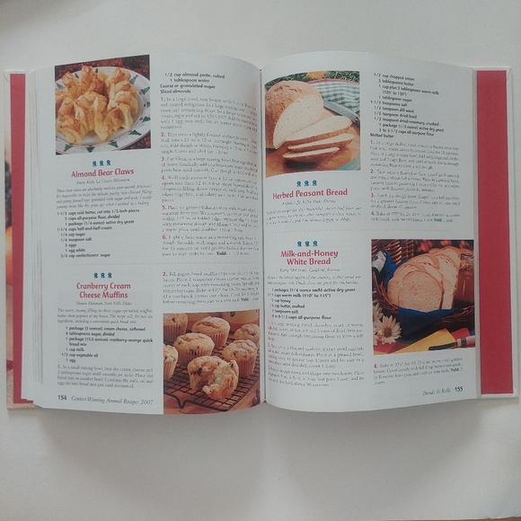 Taste Of Home Contest Winning Annual Recipe Books 2006/2007 - Picture 6 of 10